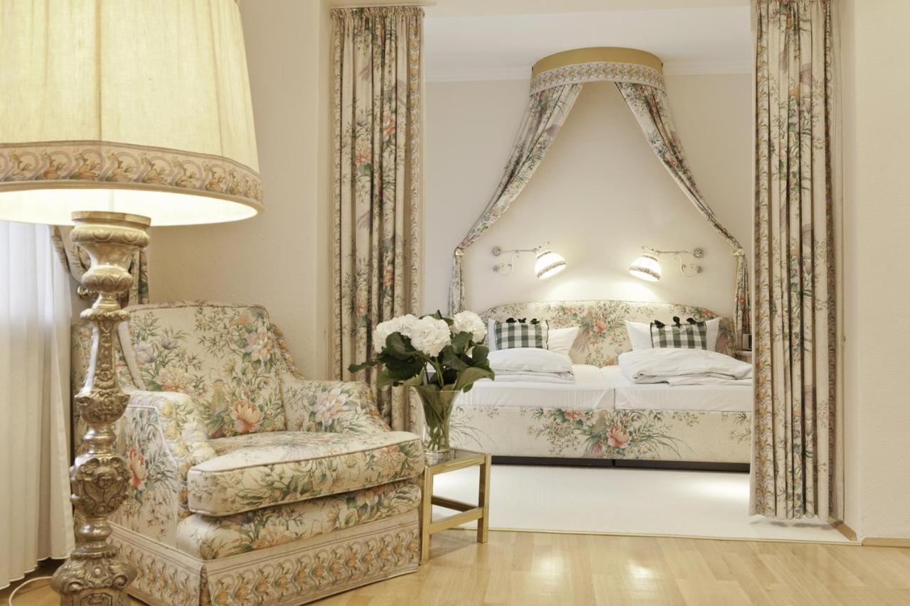 Villa Adolphine Rotta Esterno foto